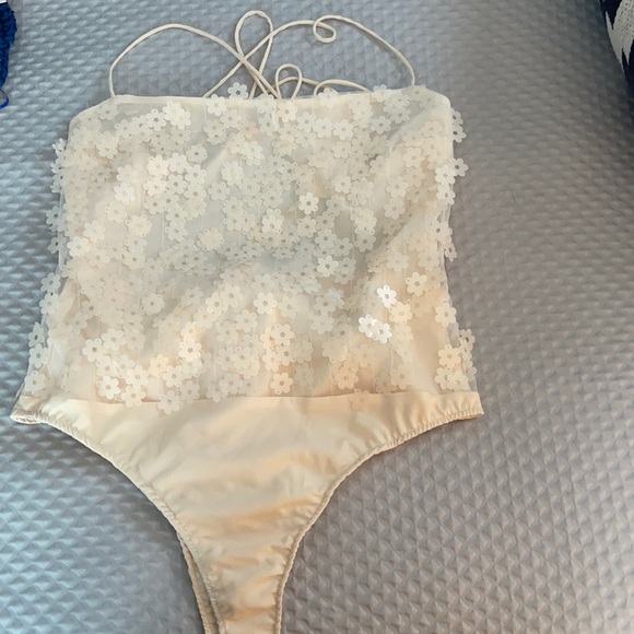 ZARA BODYSUIT BLOGGER FAV - Picture 5 of 7